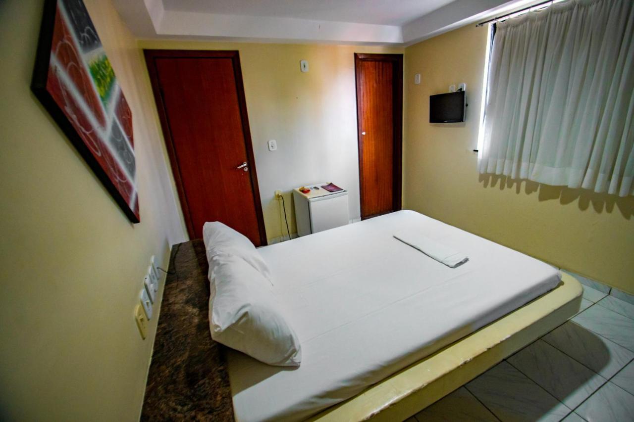 Hotel Piramide Pituba - Av Paulo VI Salvador Luaran gambar